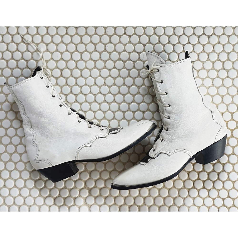 Vintage white leather granny roper ankle boots size 8 silver tip western